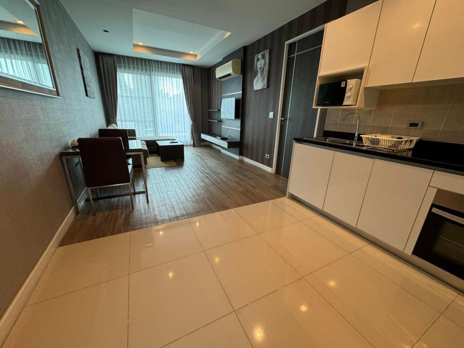 J Residence Thonglor 8 Bangkok Exterior foto