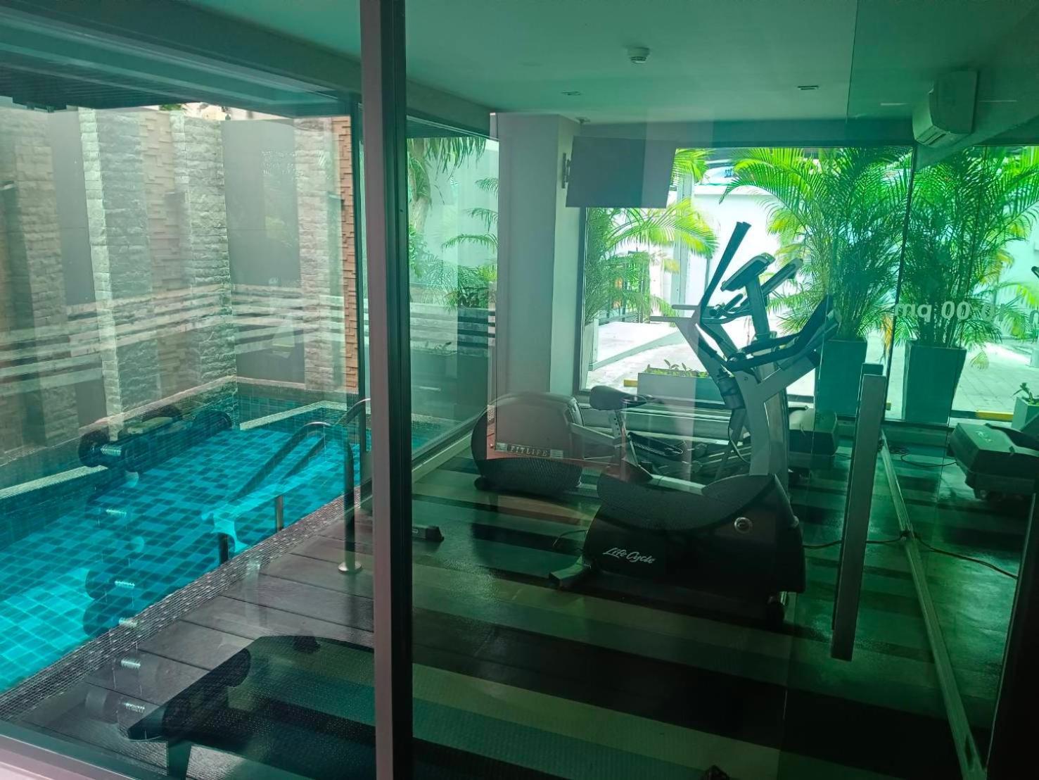 J Residence Thonglor 8 Bangkok Exterior foto